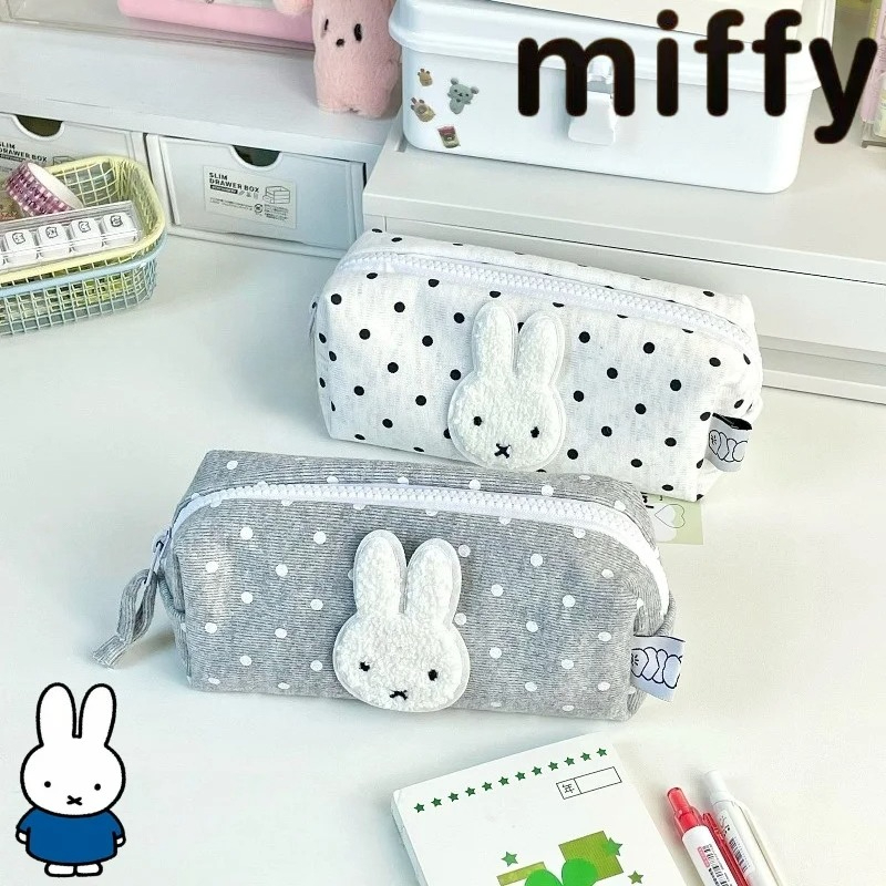 Piórnik z motywem króliczka Mi – Pencil Case Large recenzja i cena