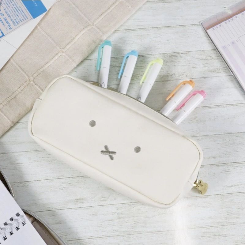 Prosty, słodki i uroczy piórni – Pencil Case Large recenzja i cena